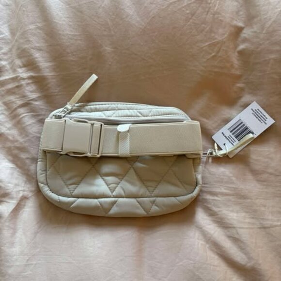 Vera Bradley Woodward Small Belt Bag in Nylon Pumice Stone (Off White) - Picture 10 of 12